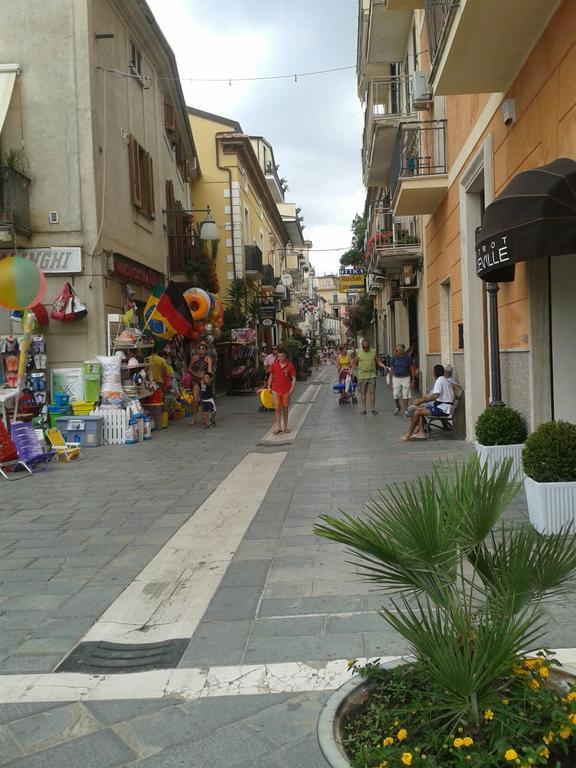 La Casa Di Checco Lejlighed Santa Maria di Castellabate Eksteriør billede