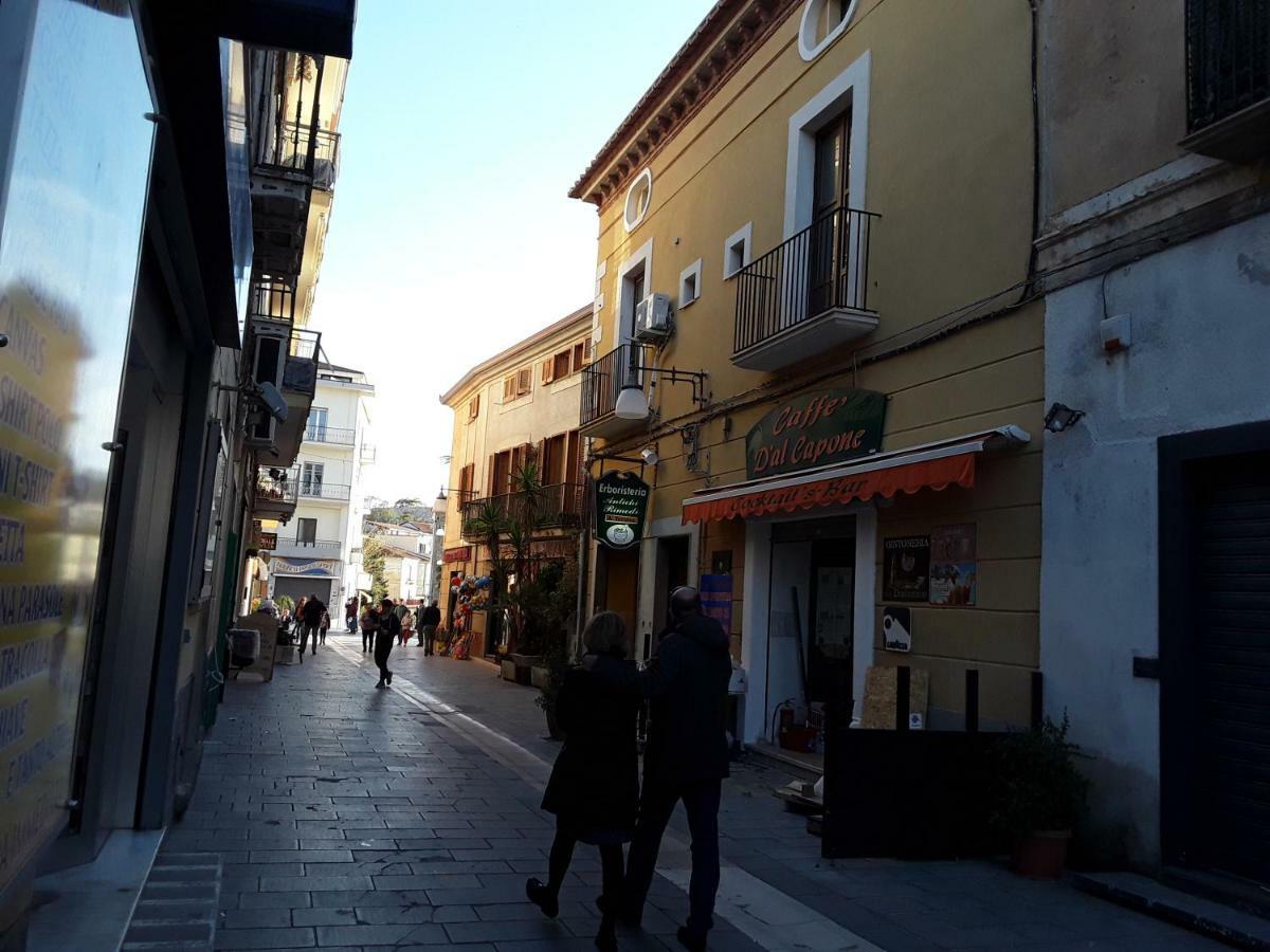 La Casa Di Checco Lejlighed Santa Maria di Castellabate Eksteriør billede